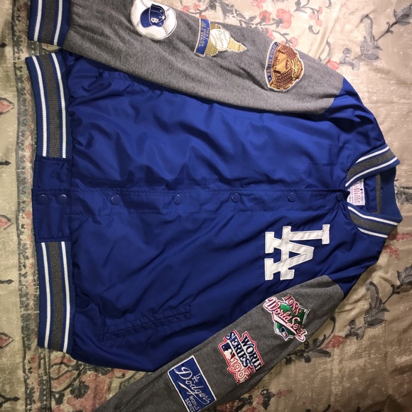 La Dodgers wold series commemorative jacket - Picture 1 of 8